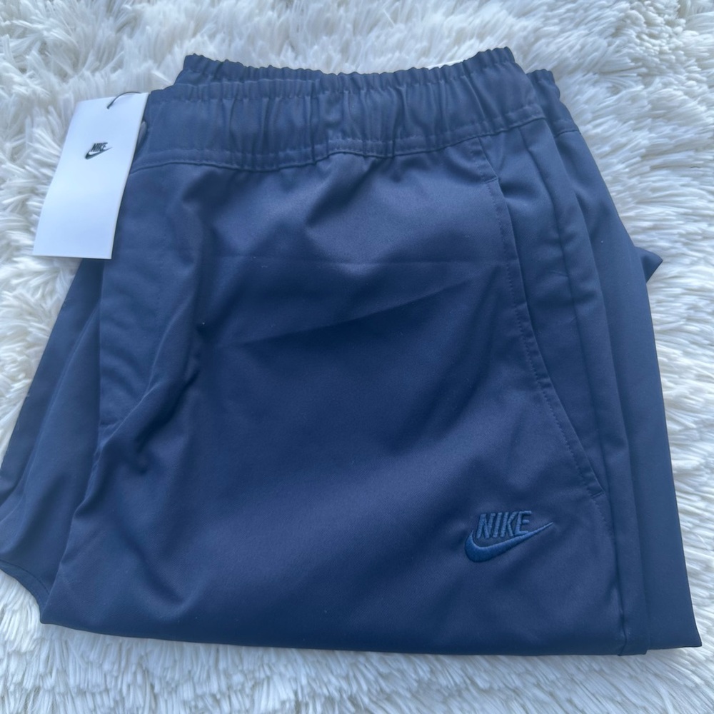 NEW Nike Club Woven Tapered Leg Nike Pants Blue Men’s